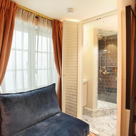 Pick A Flat'S - A Bedroom In Le Marais Paris Bagian luar foto