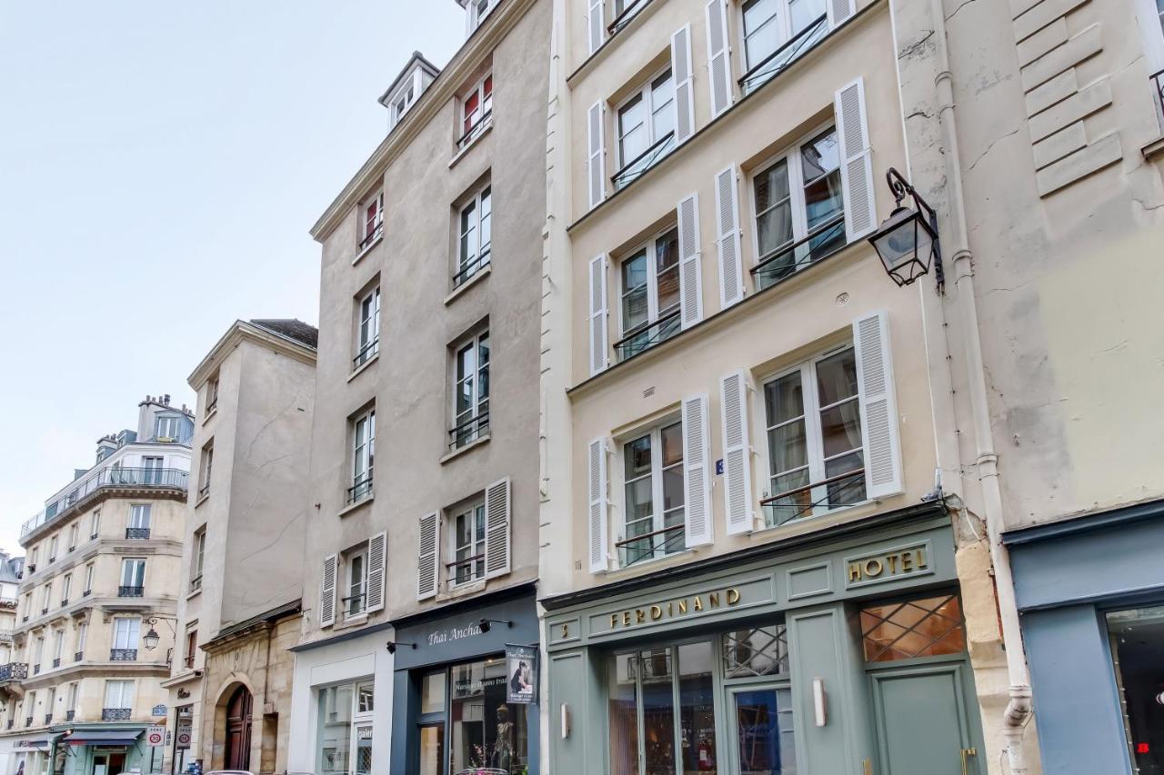 Pick A Flat'S - A Bedroom In Le Marais Paris Bagian luar foto